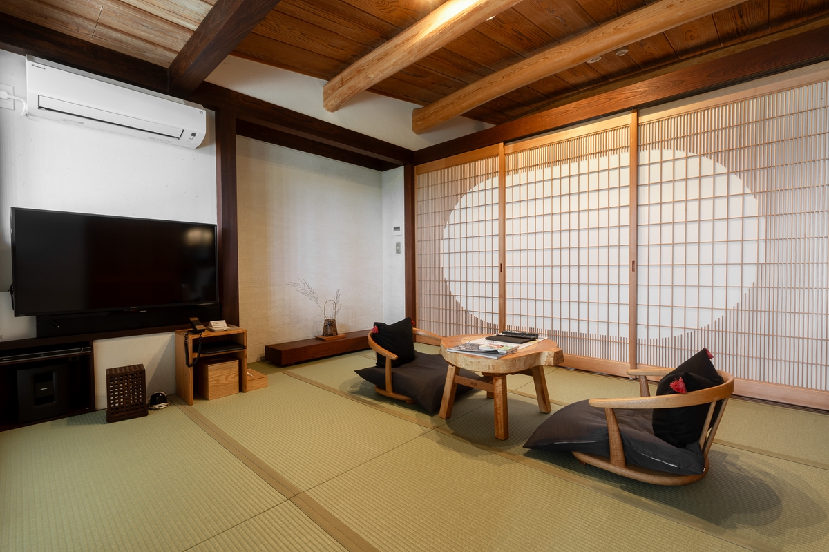 強羅花扇 円かの杜(部屋(ベッドルーム))