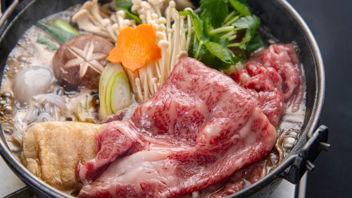 【シガリズム体験●近江牛すき焼き】じゅわっと溢れる肉汁！滋賀の銘牛・近江牛を甘辛ダレで食す極上体験