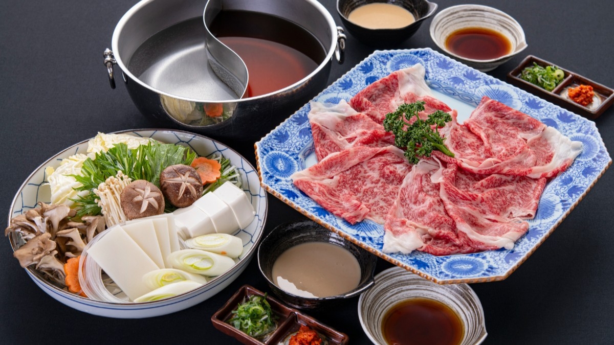 【1日2組限定】『近江牛しゃぶしゃぶ』★とろける旨味！滋賀の銘牛・近江牛をさっぱりしゃぶしゃぶで
