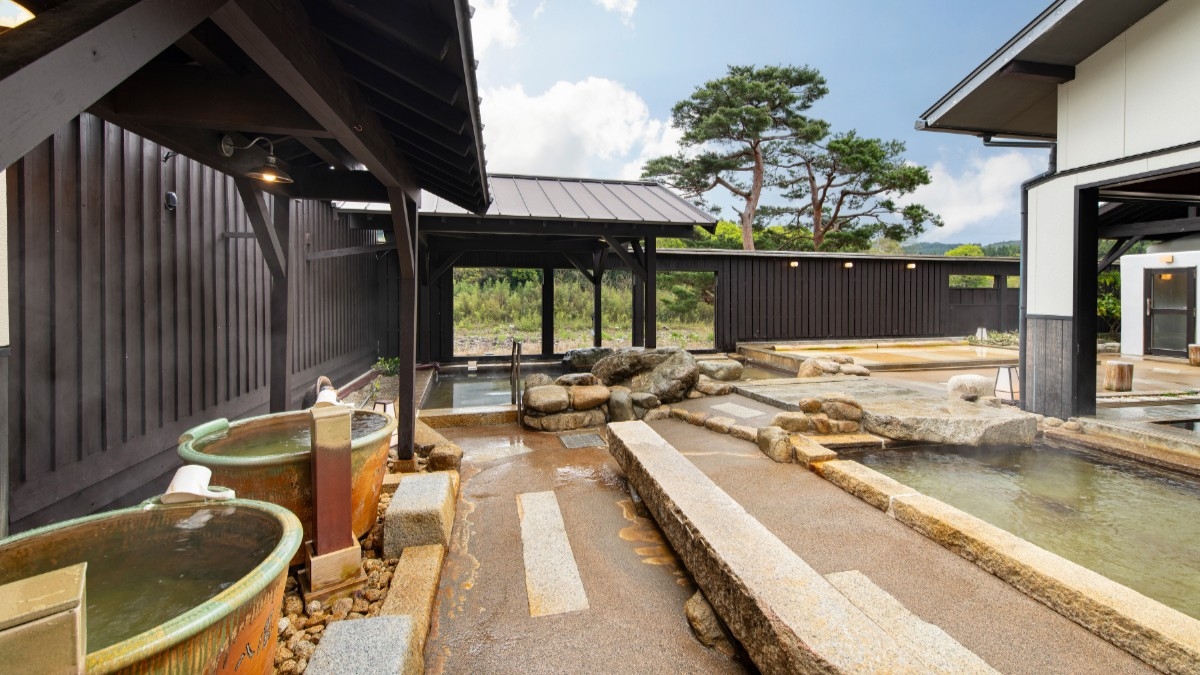 【直前割】タイミングが合えばお得！お日にち限定×お部屋おまかせで＜素泊まりが11000円＞！
