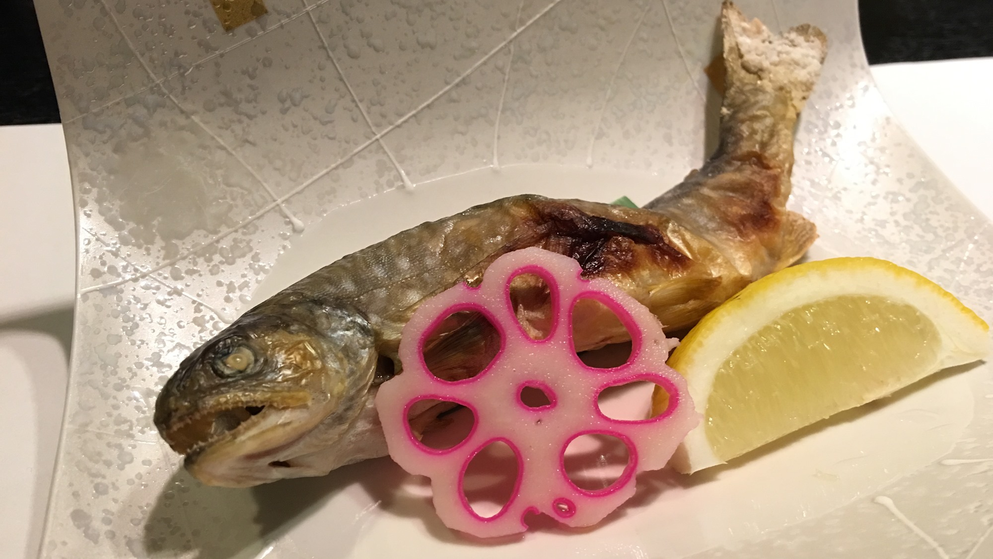 *【ご夕食（一例）】永源寺名物　岩魚の塩焼き  