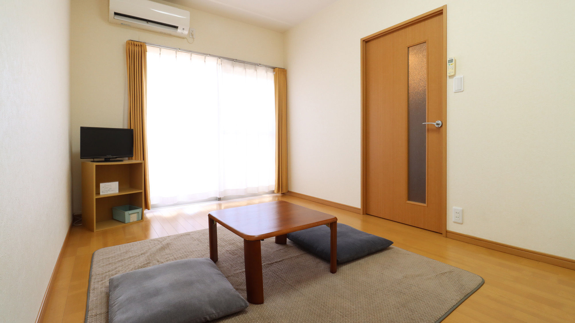 1DK(3名まで)【喫煙】