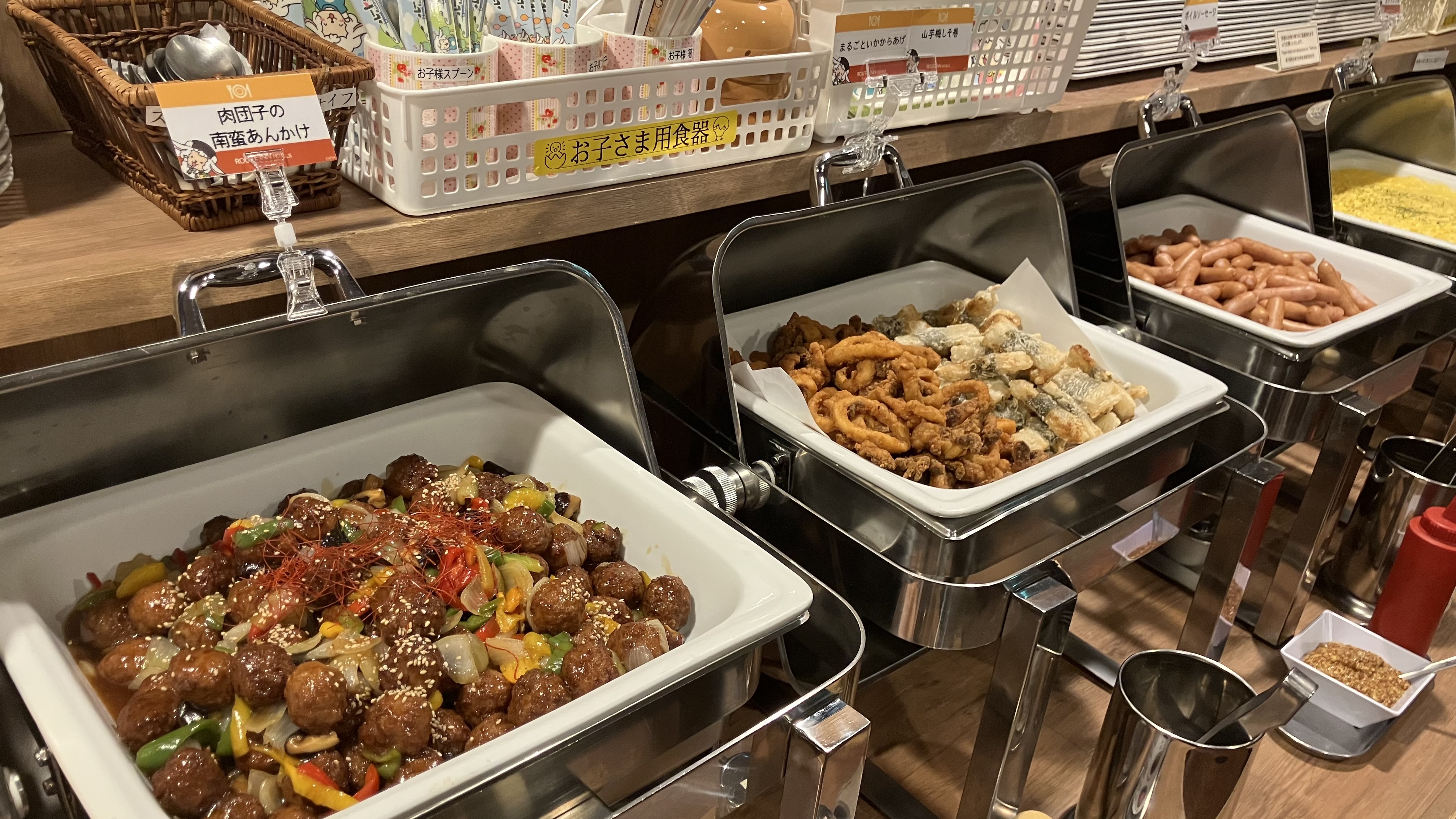 無料朝食サービス（メニューは日替わりです）