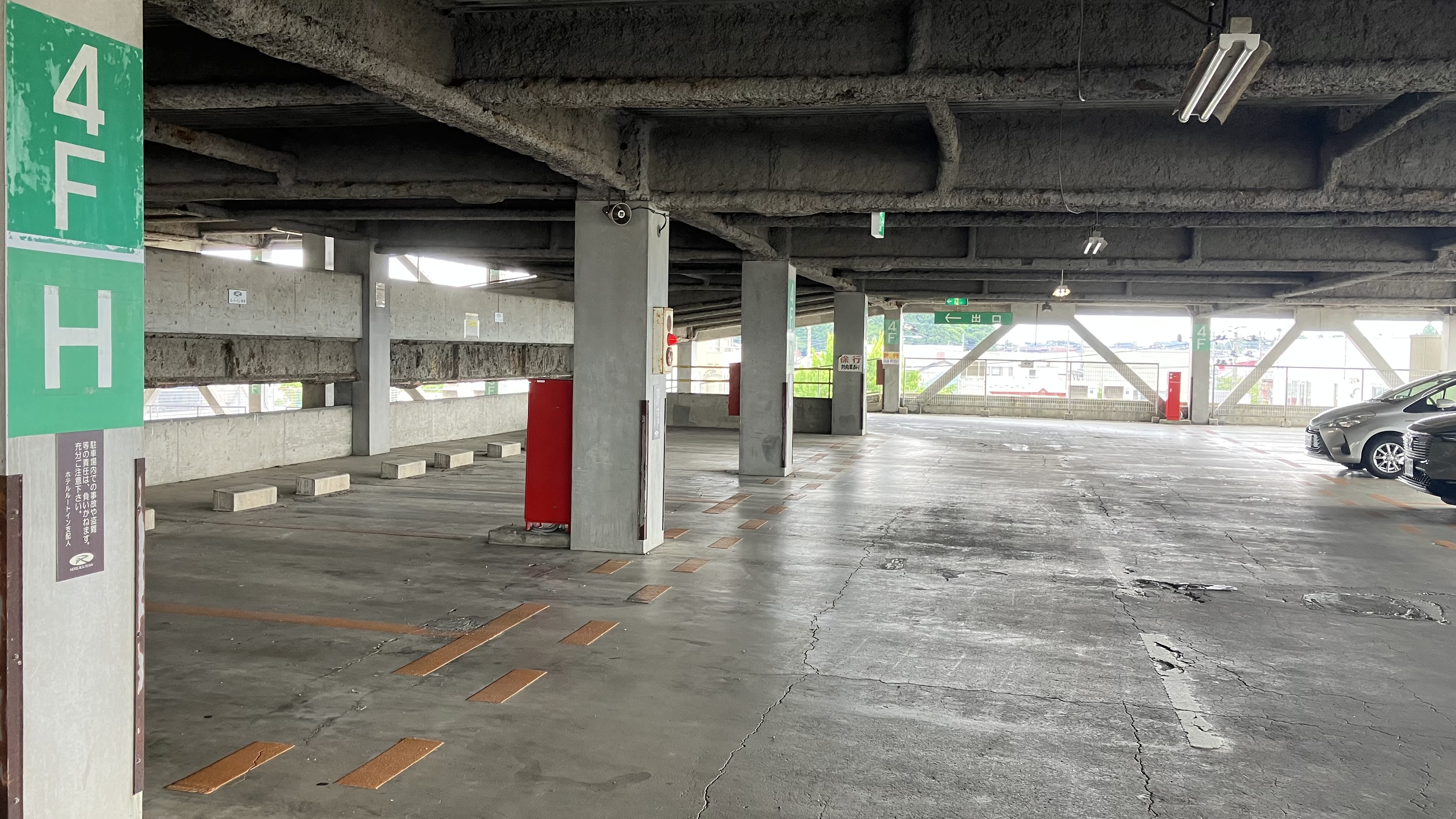 立体駐車場②