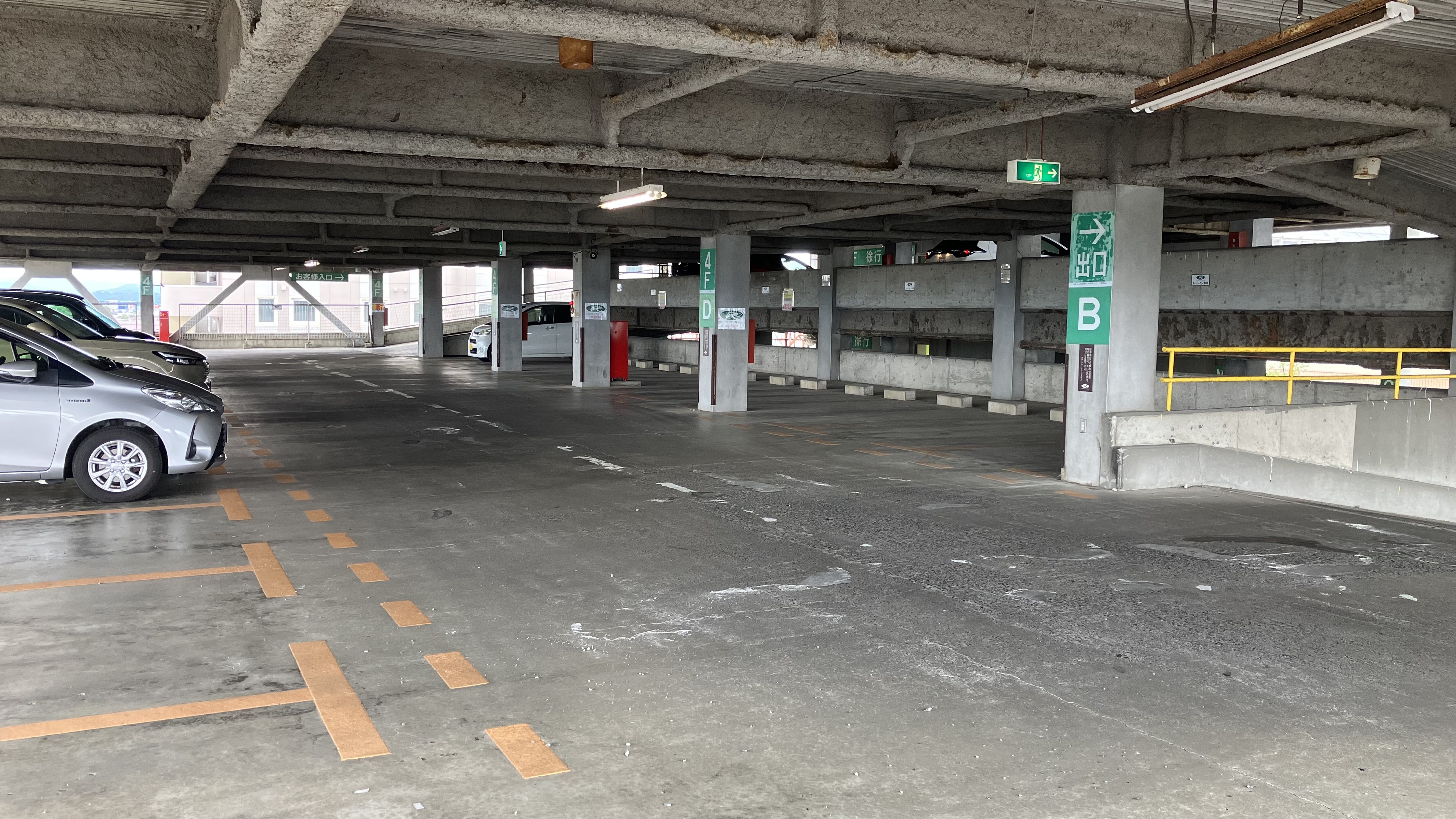 立体駐車場③