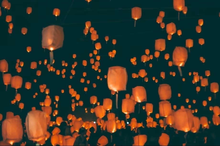 【12/20限定】湯原温泉キャンドルファンタジー特別体験★LEDスカイランタン付宿泊P【ディナー付】