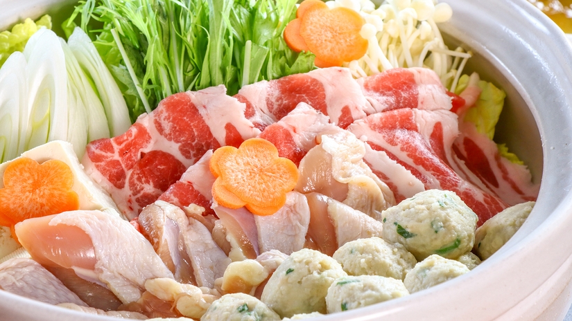 お一人様9，900円？！仲良しグループの忘・新年会や卒業旅行に◎み〜んなで仲良くお鍋を囲む♪　２食付