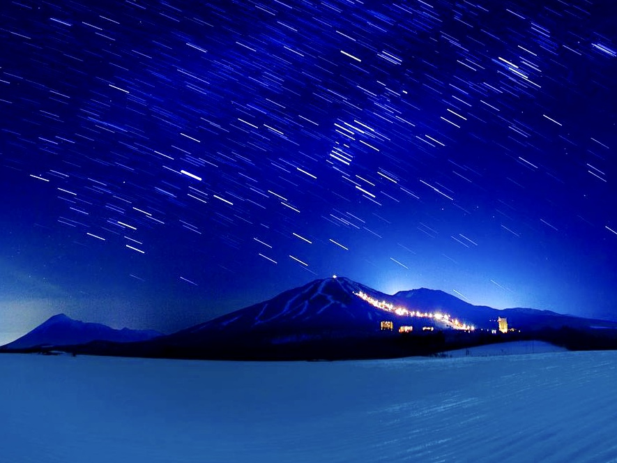 星降る夜空の安比高原