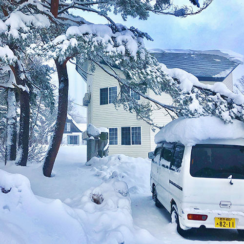 【送迎付き】APPI高原スキー場〜ホテルを最高級SUV車で送迎♪素泊まりプラン♪