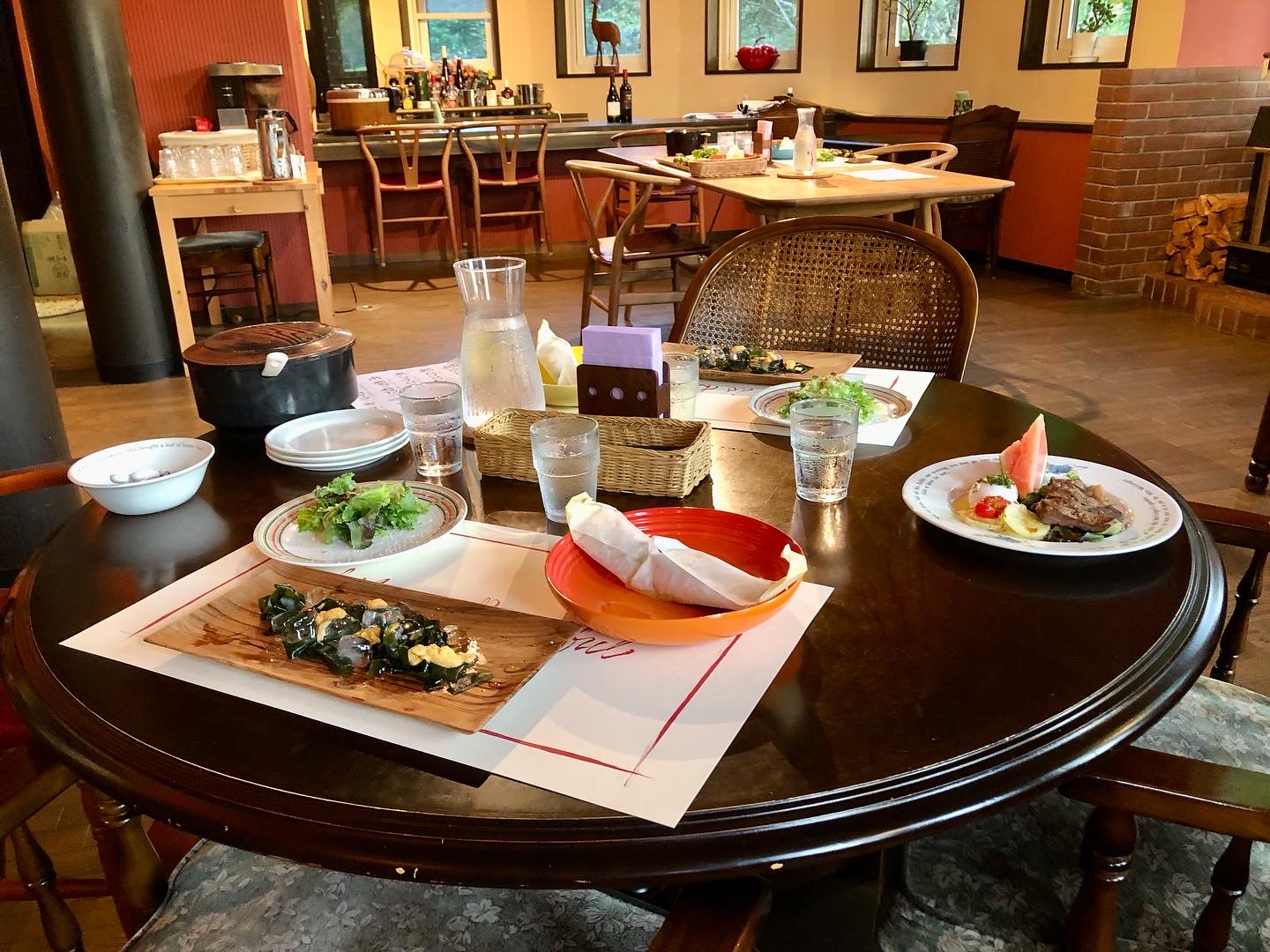 夕食は専用のレストラン〜Life is Beautiful〜で食べられます♪