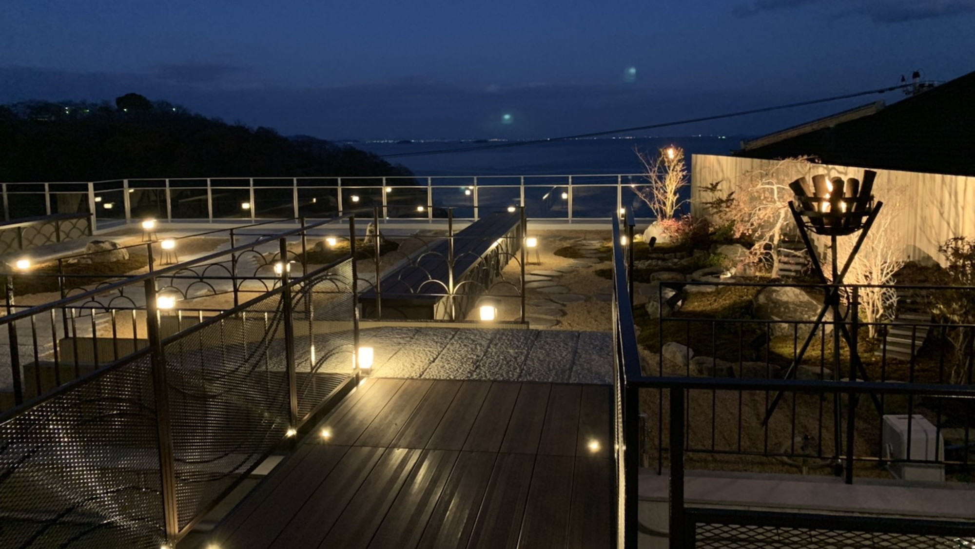 【海楼庭園（かいろうていえん）】瀬戸内海が一望出来、朝日もご覧頂けます。