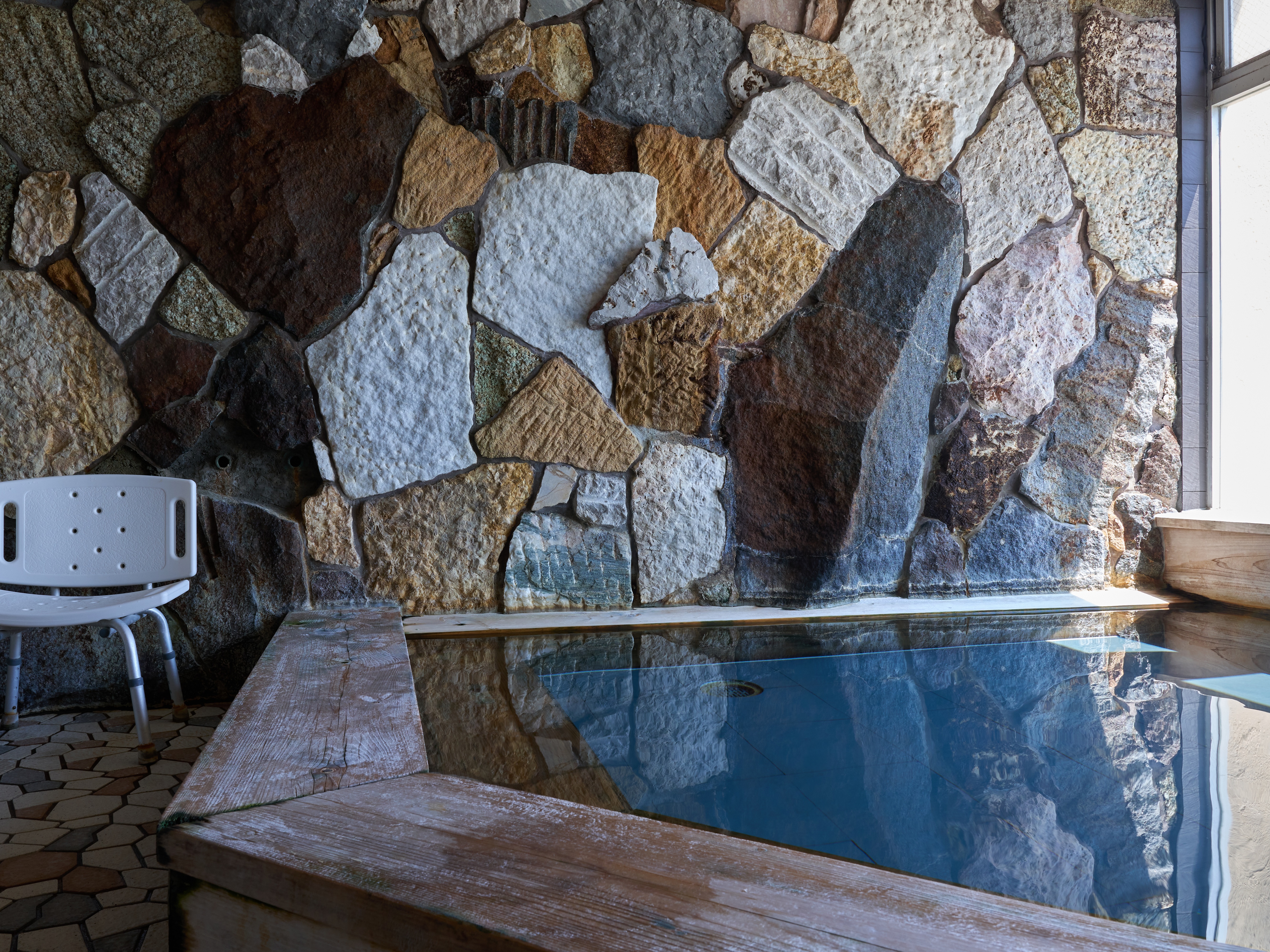 【大浴場】ゆったりと湯あみを楽しめる内風呂