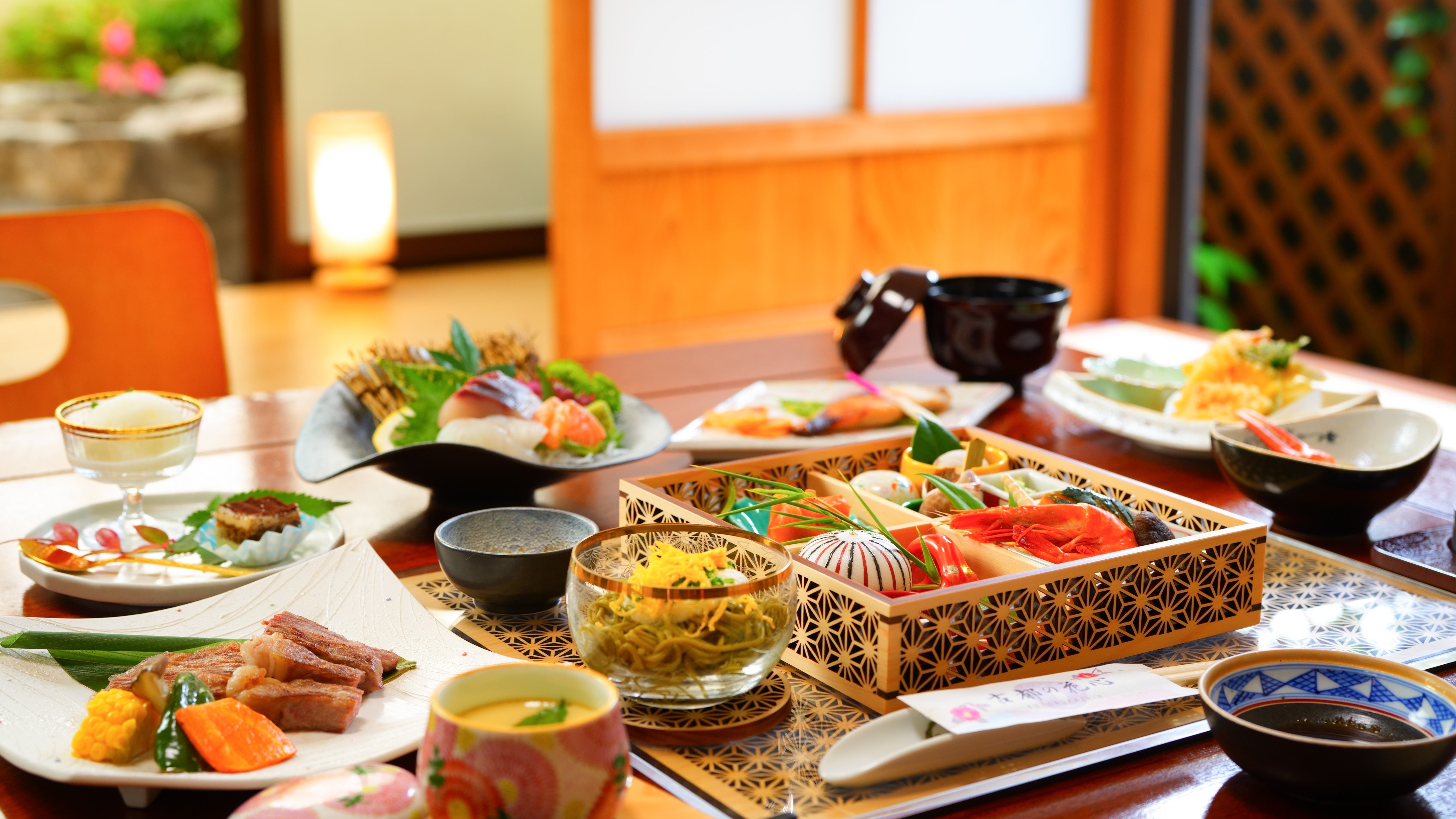 【夕食】部屋食プラン一例※季節や仕入れ状況によって料理内容が変更となります。ご了承ください。