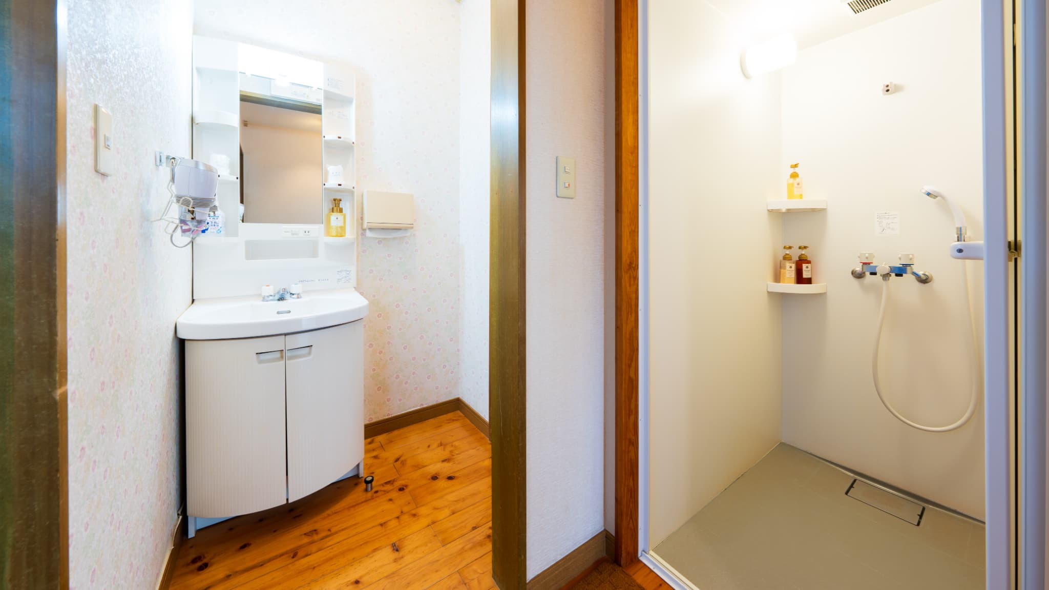 ●のぎく　シャワー室［一戸建て離れ／和室10畳（シャワー付）］