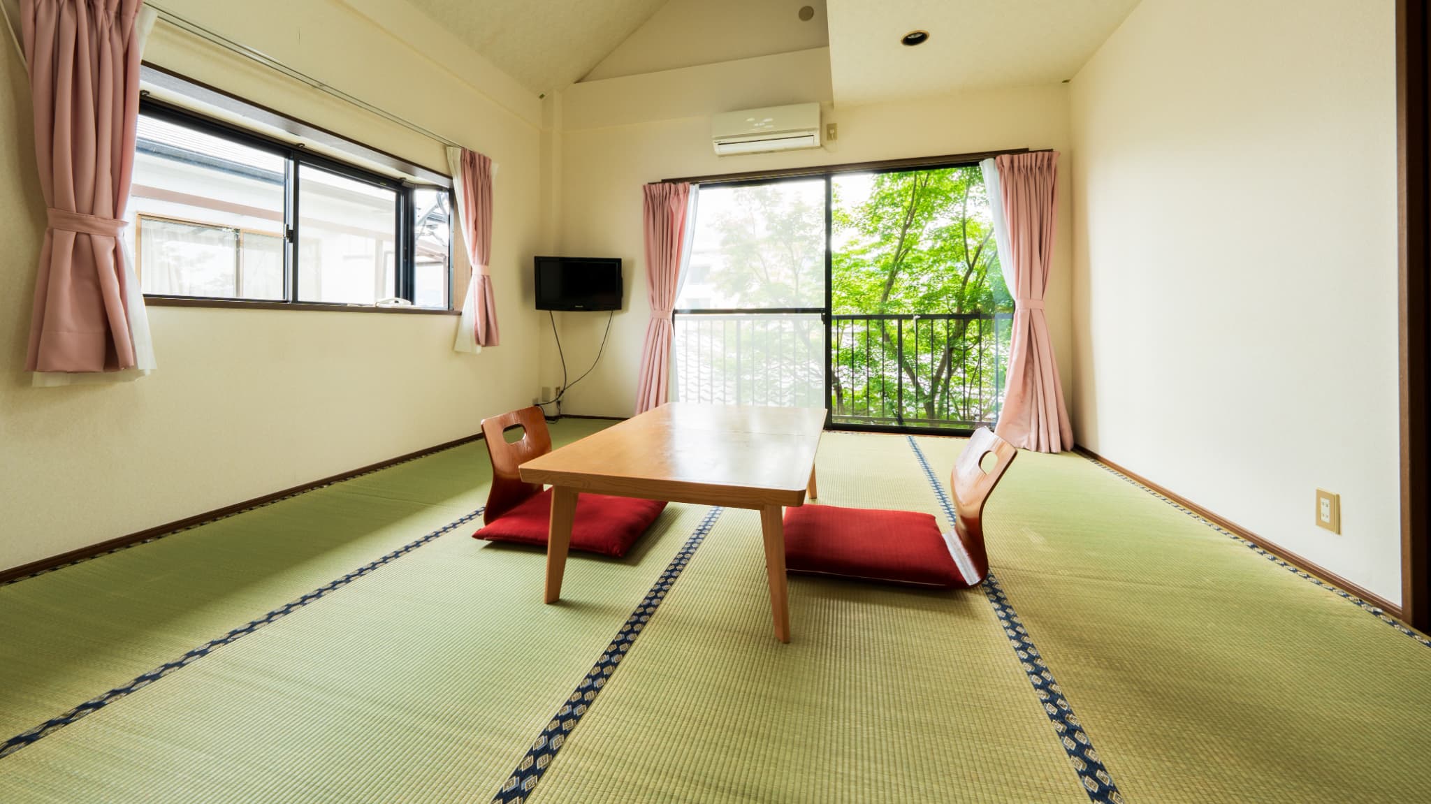 ●りんどう　客室［和室8畳［２階］］