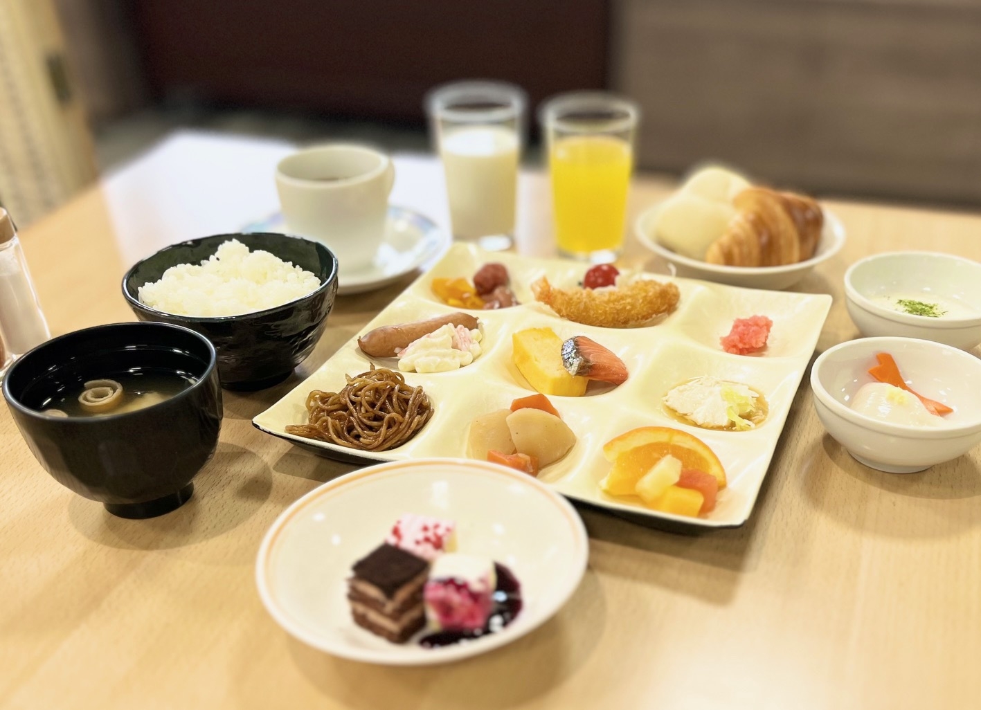 ★　一日は朝食から！beginning　★　〜　朝食付きレギュラープラン(ホテル棟　和室)　〜