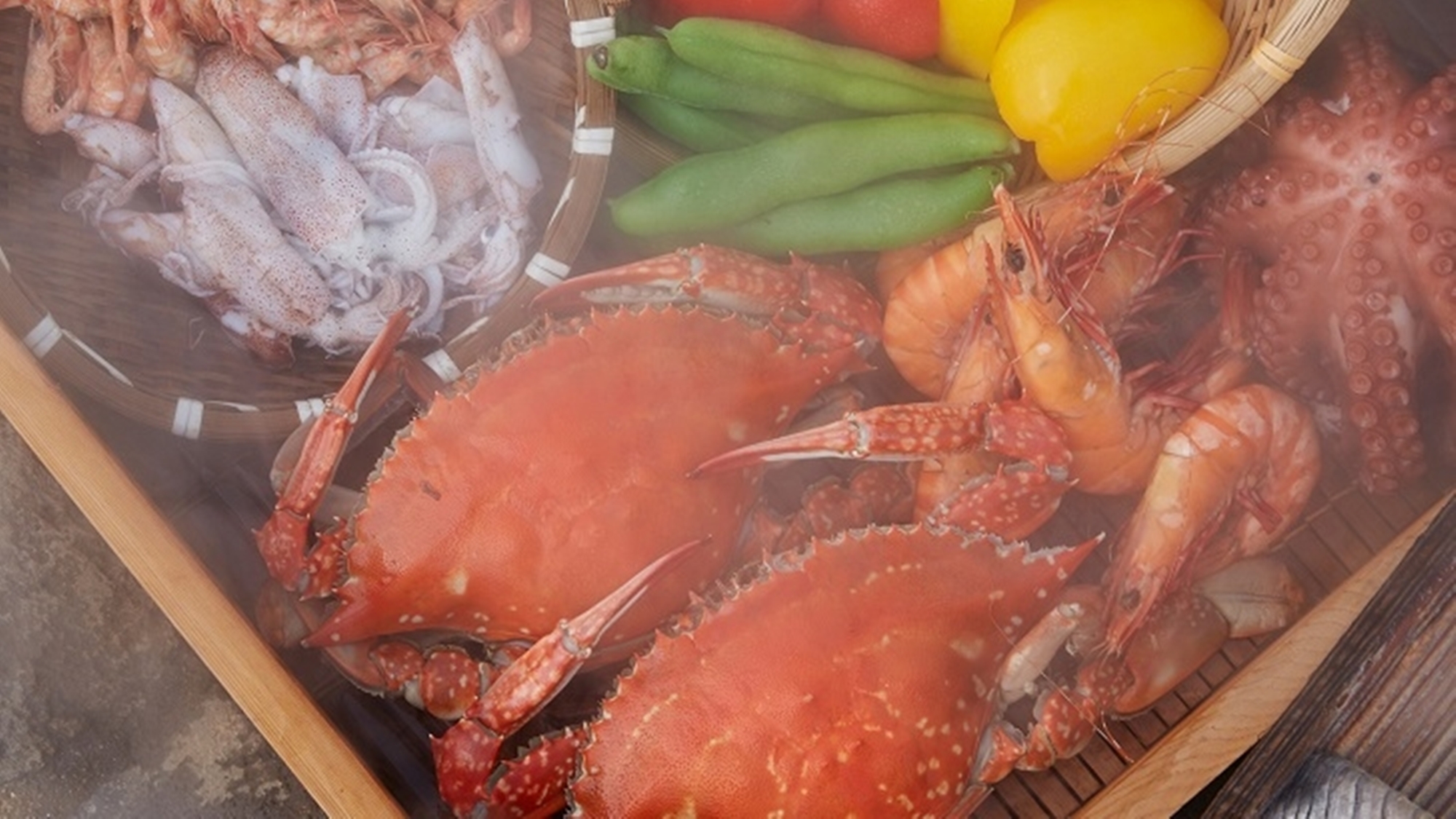 *【海鮮市場“蒸し釜や”】小浜で獲れた新鮮な魚貝類を堪能できますよ♪