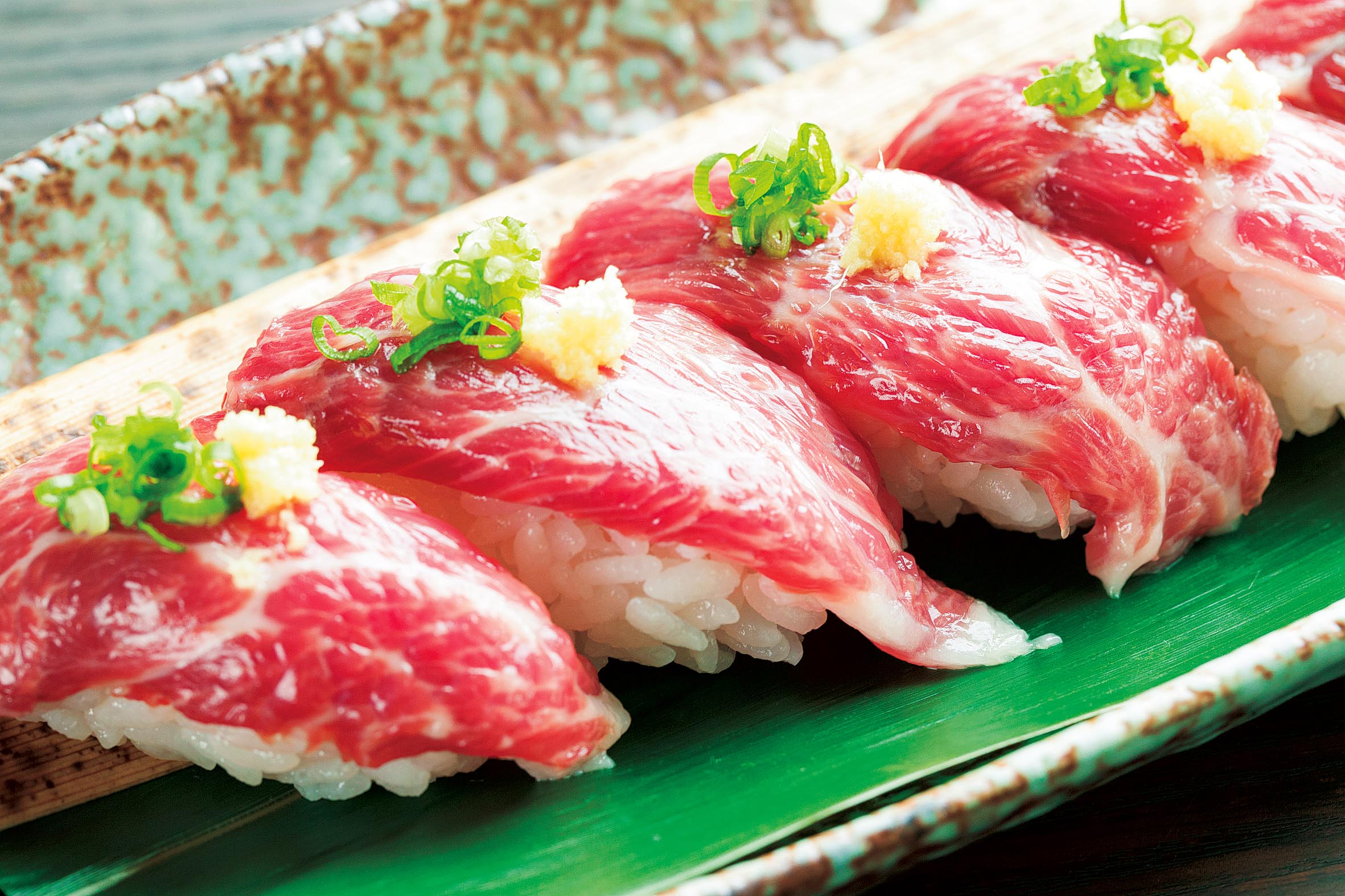 馬刺しにぎり ※ご宿泊の３日前までにご予約ください。