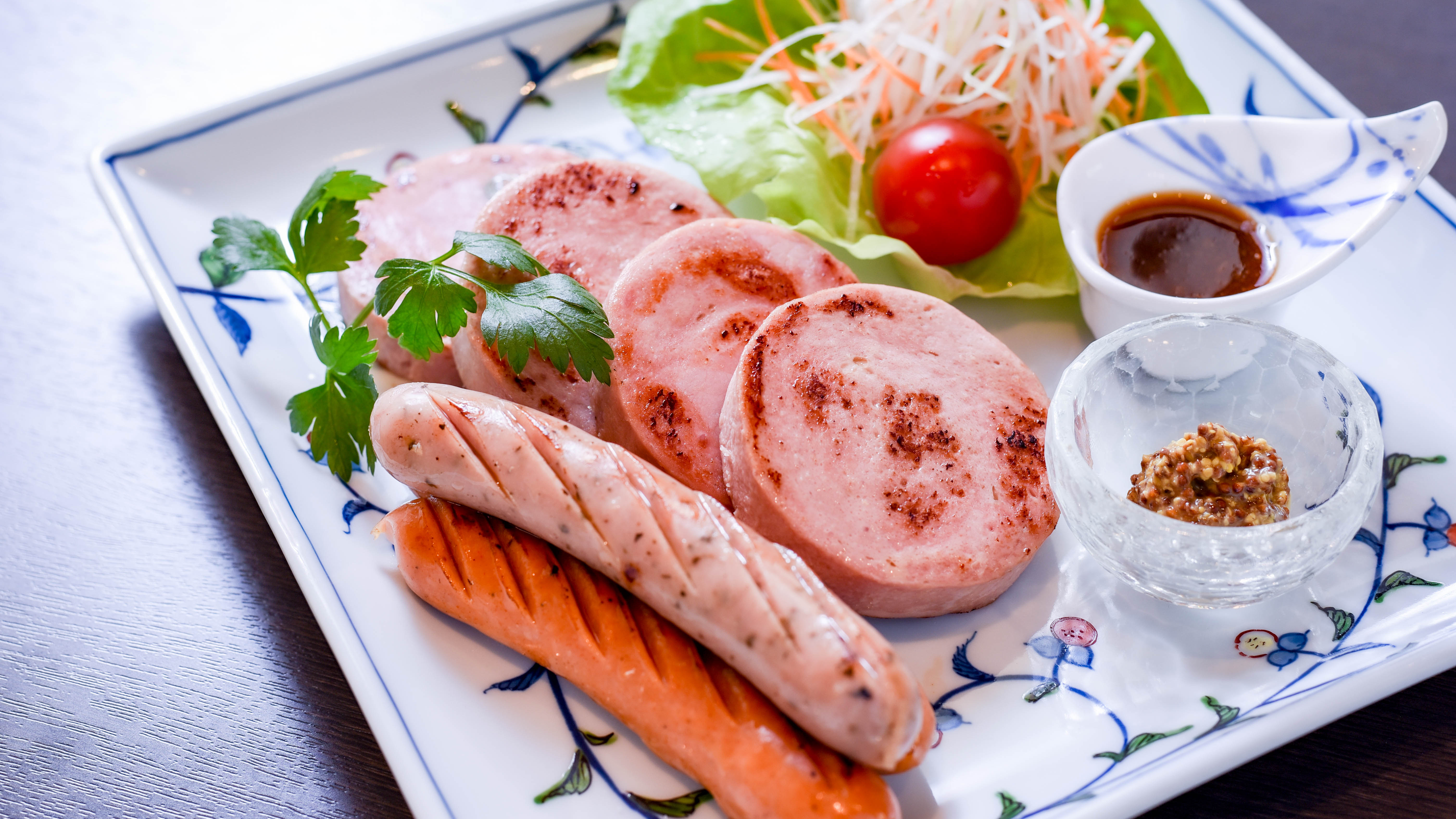 人気No.2！阿蘇のソーセージ＆ウインナー盛り合わせ