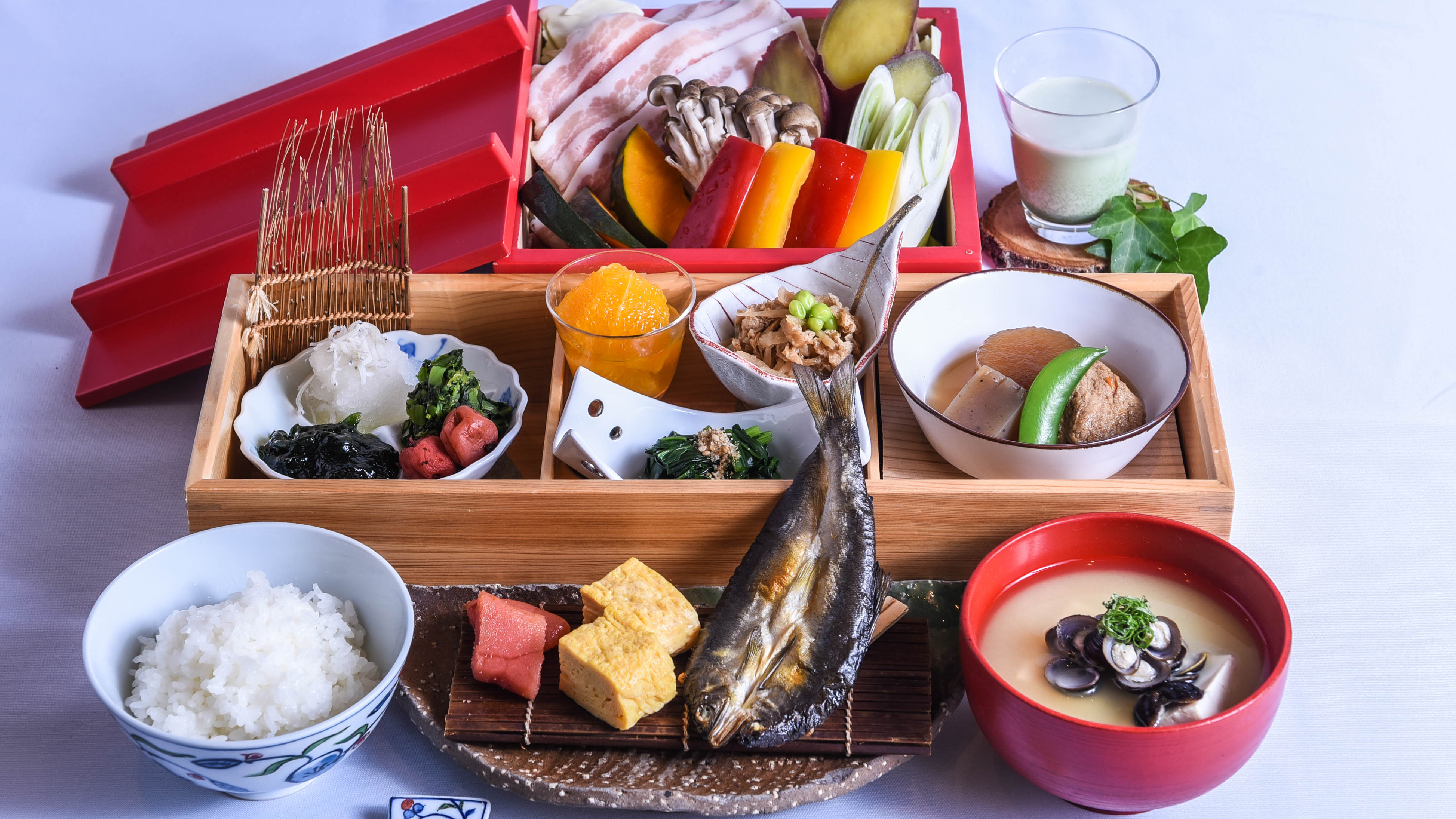 旅の朝に、彩りとやさしさを。