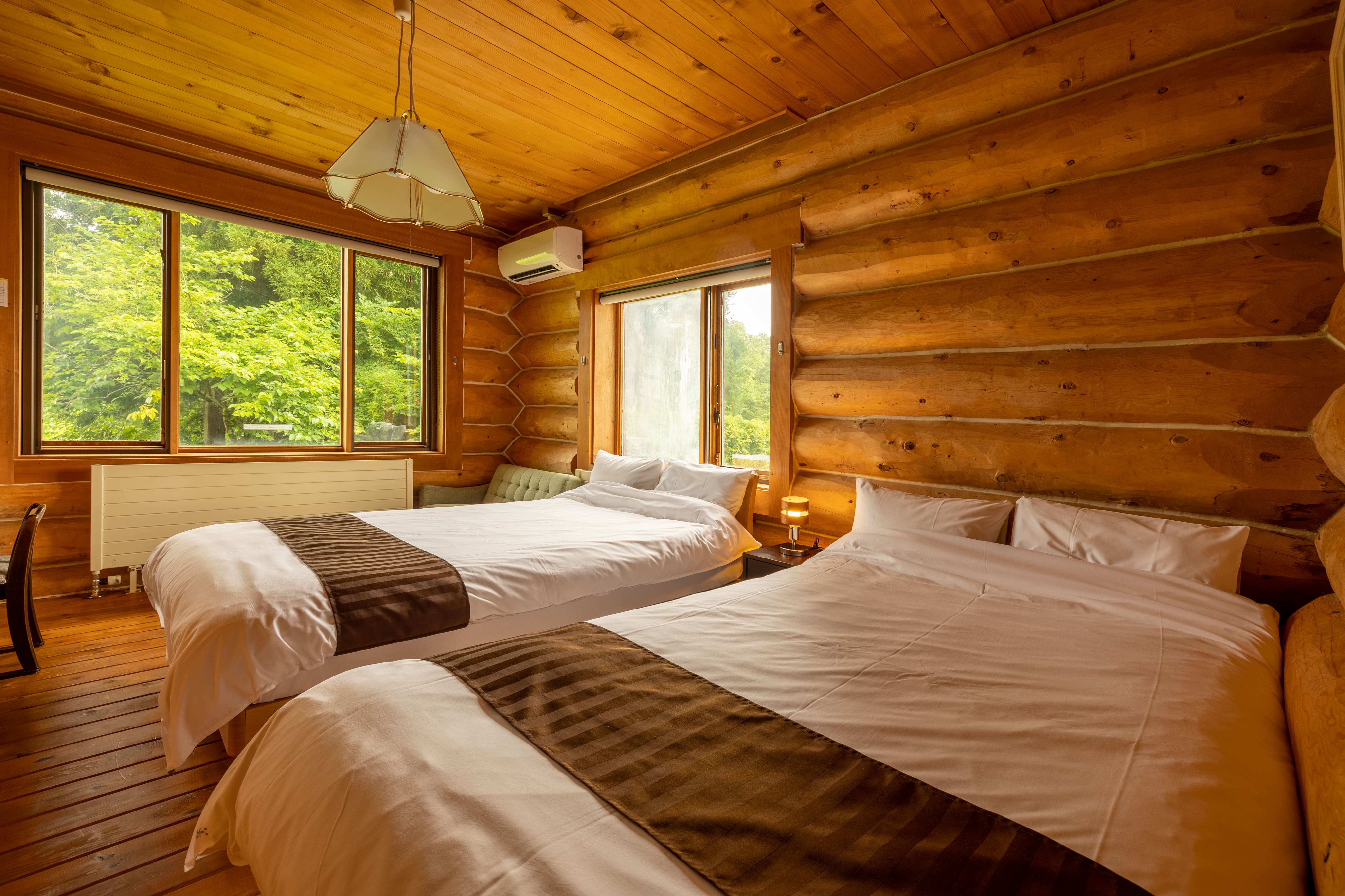 ログホテル内装