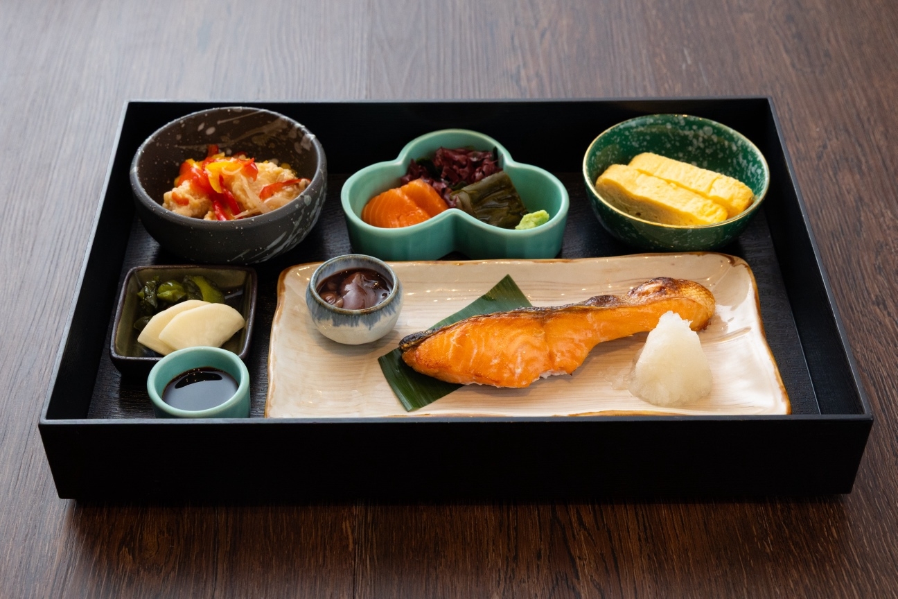 【秋冬SALE】ホテルシェフ特製メイン4種類から選べる朝食♪ＪＲ富山駅から徒歩2分！(朝食付)