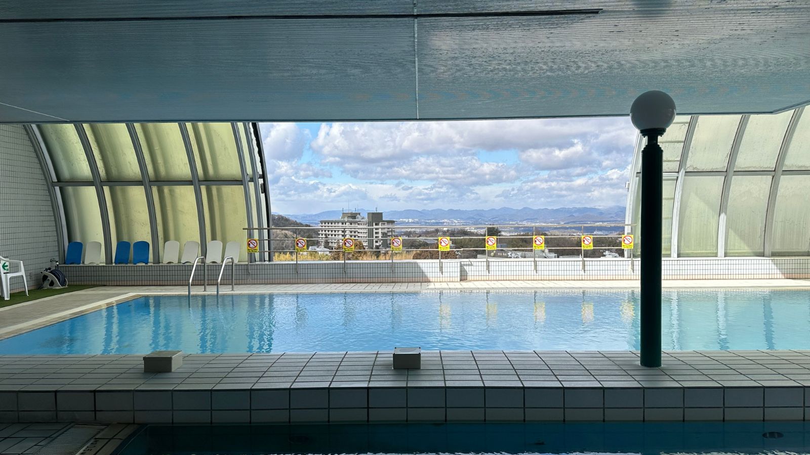 ALL SEASON 温水プール
