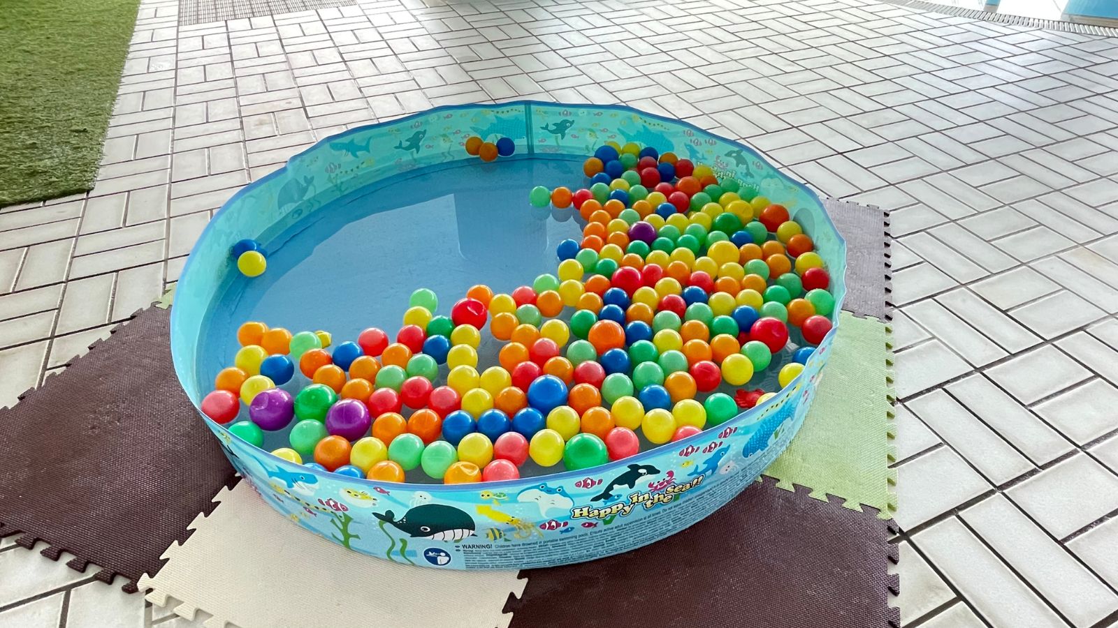 ALL SEASON 温水プール
