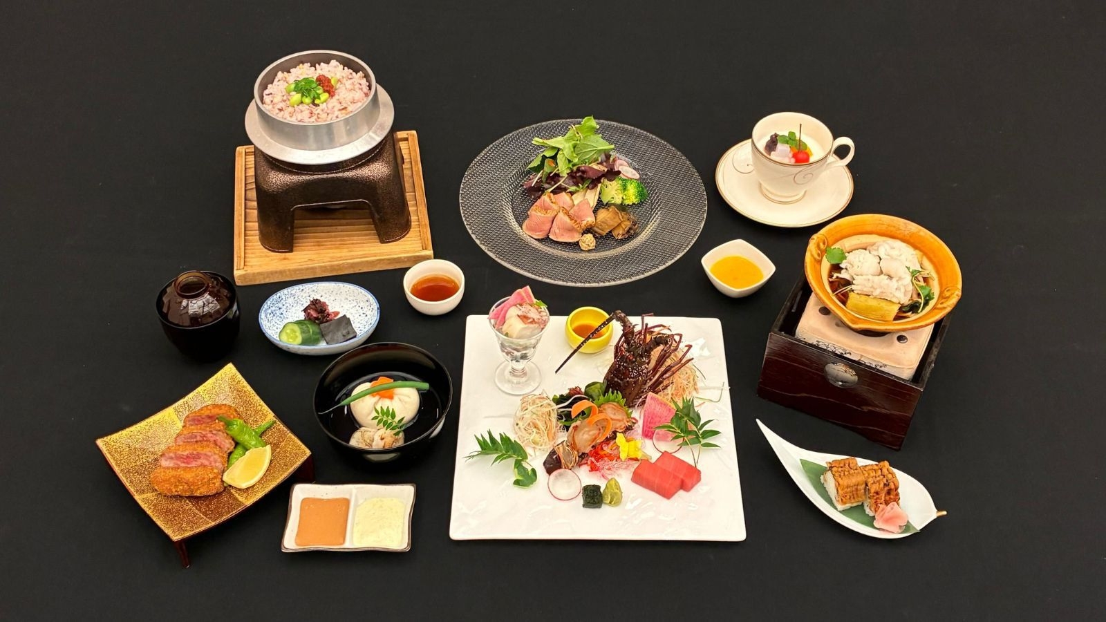 【料理長特撰御膳】豊富な海の幸や旬の淡路島食材を贅沢に使用した料理を絶景と共に堪能【1泊2食】