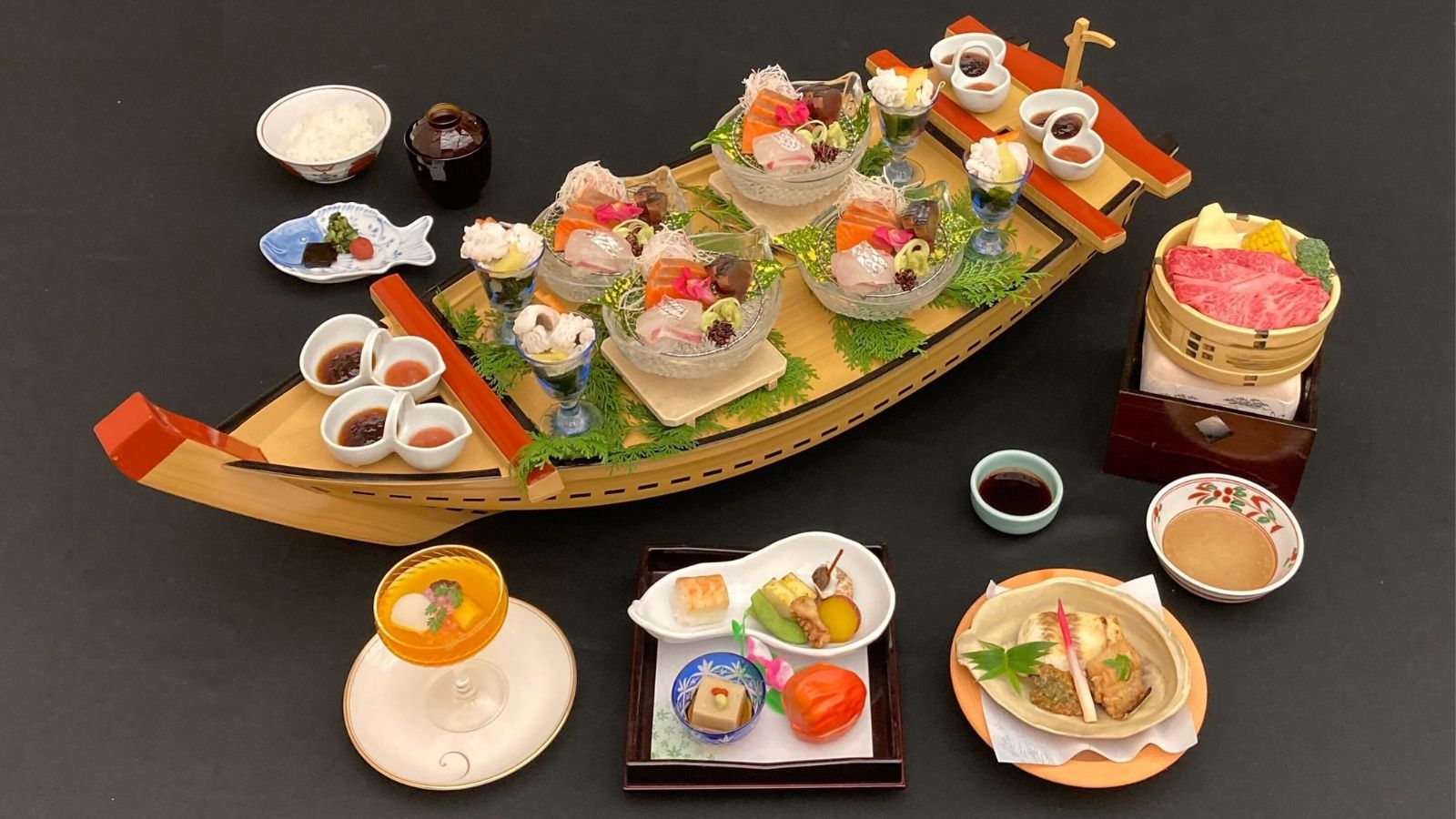 【朝寝坊プラン】淡路島の旬を味わう、四季折々の素材を活かした料理長おすすめの御膳料理【1泊夕食】