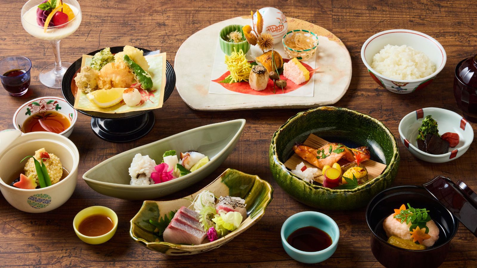 【朝寝坊プラン】淡路島の旬を味わう、四季折々の素材を活かした料理長おすすめの御膳料理【1泊夕食】