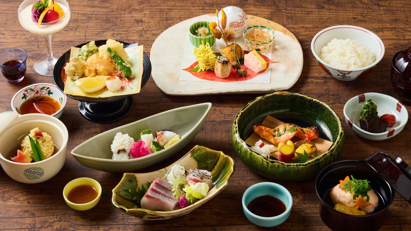 【朝寝坊プラン】淡路島の旬を味わう、四季折々の素材を活かした料理長おすすめの御膳料理【1泊夕食】