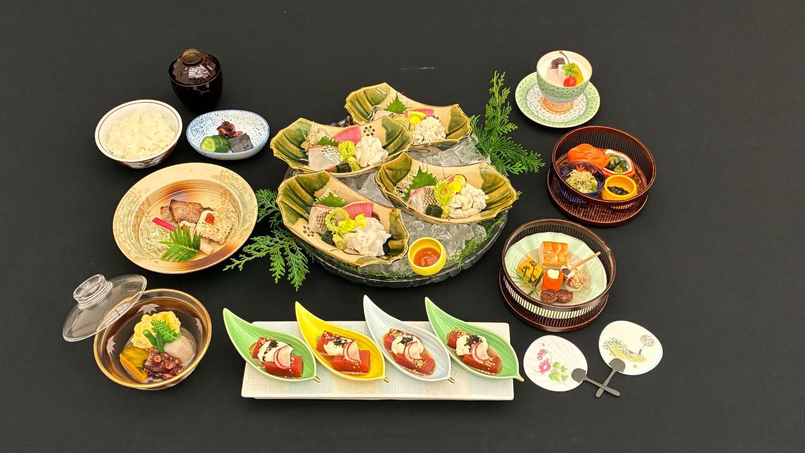 【朝寝坊プラン】淡路島の旬を味わう、四季折々の素材を活かした料理長おすすめの御膳料理【1泊夕食】