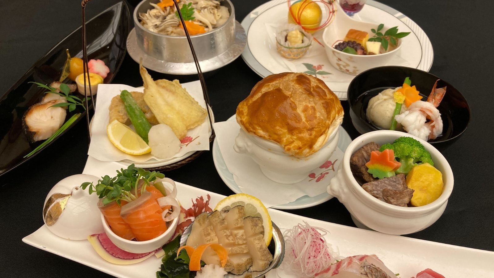 【料理長特撰御膳】豊富な海の幸や旬の淡路島食材を贅沢に使用した料理を絶景と共に堪能【1泊2食】