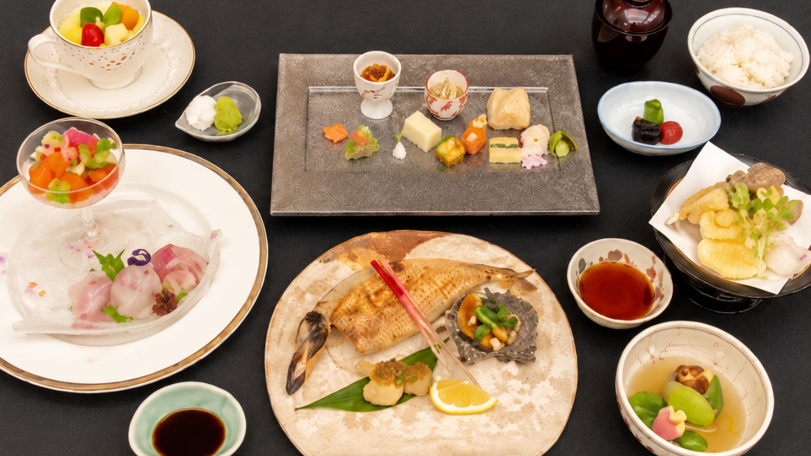 【朝寝坊プラン】淡路島の旬を味わう、四季折々の素材を活かした料理長おすすめの御膳料理【1泊夕食】