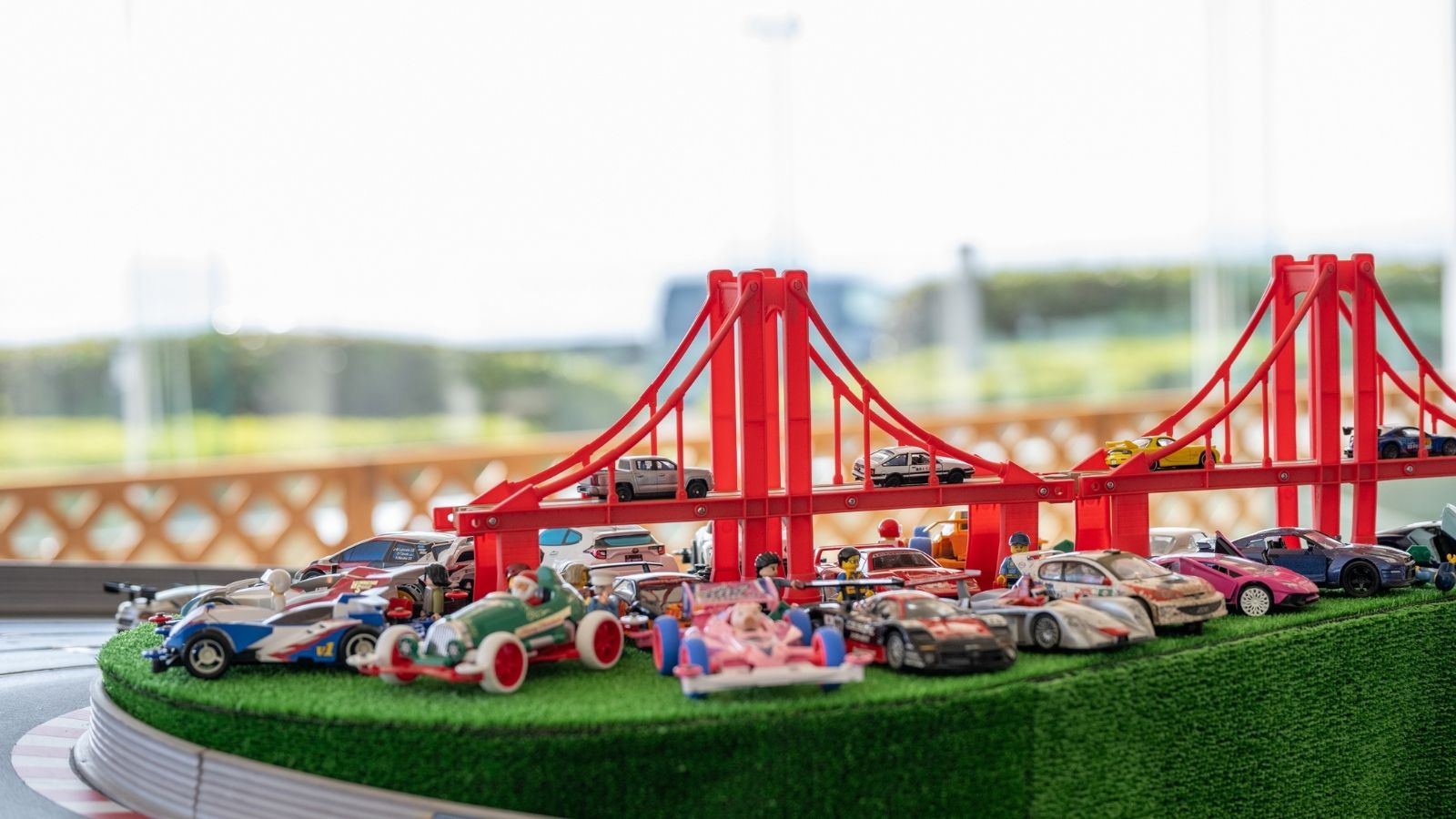 【スロットカーサーキット】