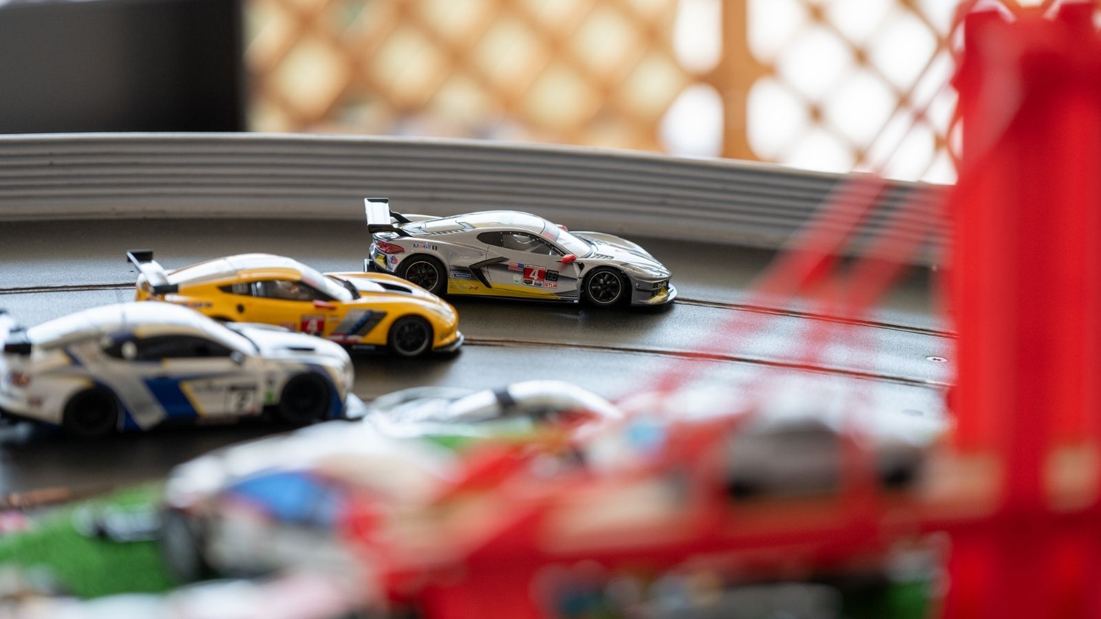 【スロットカーサーキット】