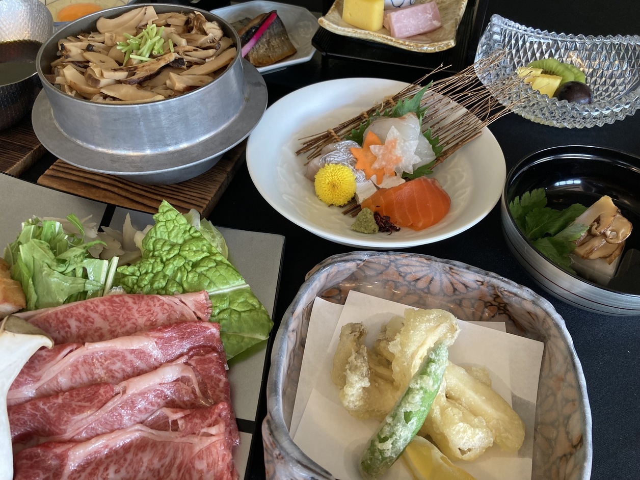 秋の味覚　松茸づくし特撰御膳　ワンドリンク付！｜11月まで
