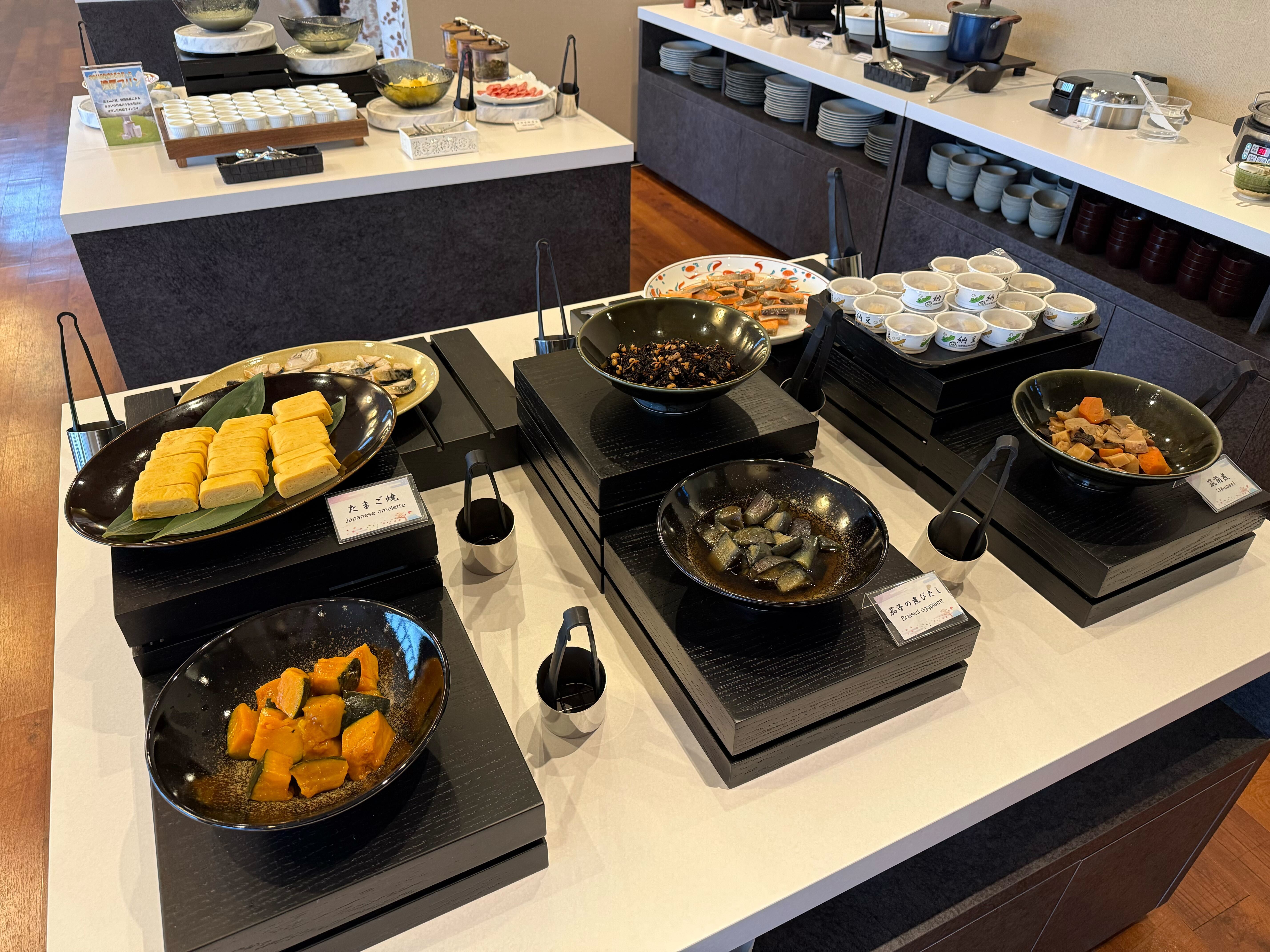 朝食バイキング①