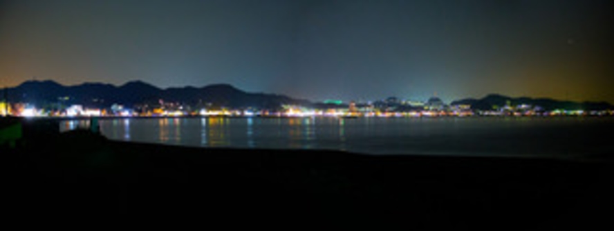 海岸夜景