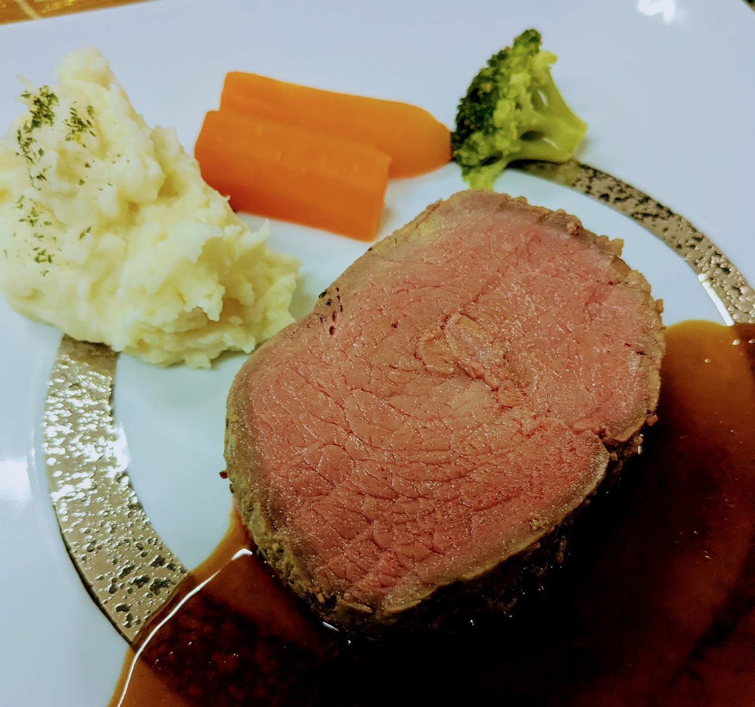 【直前割】大人気1泊2食★こんな分厚いローストビーフ食べたことない！