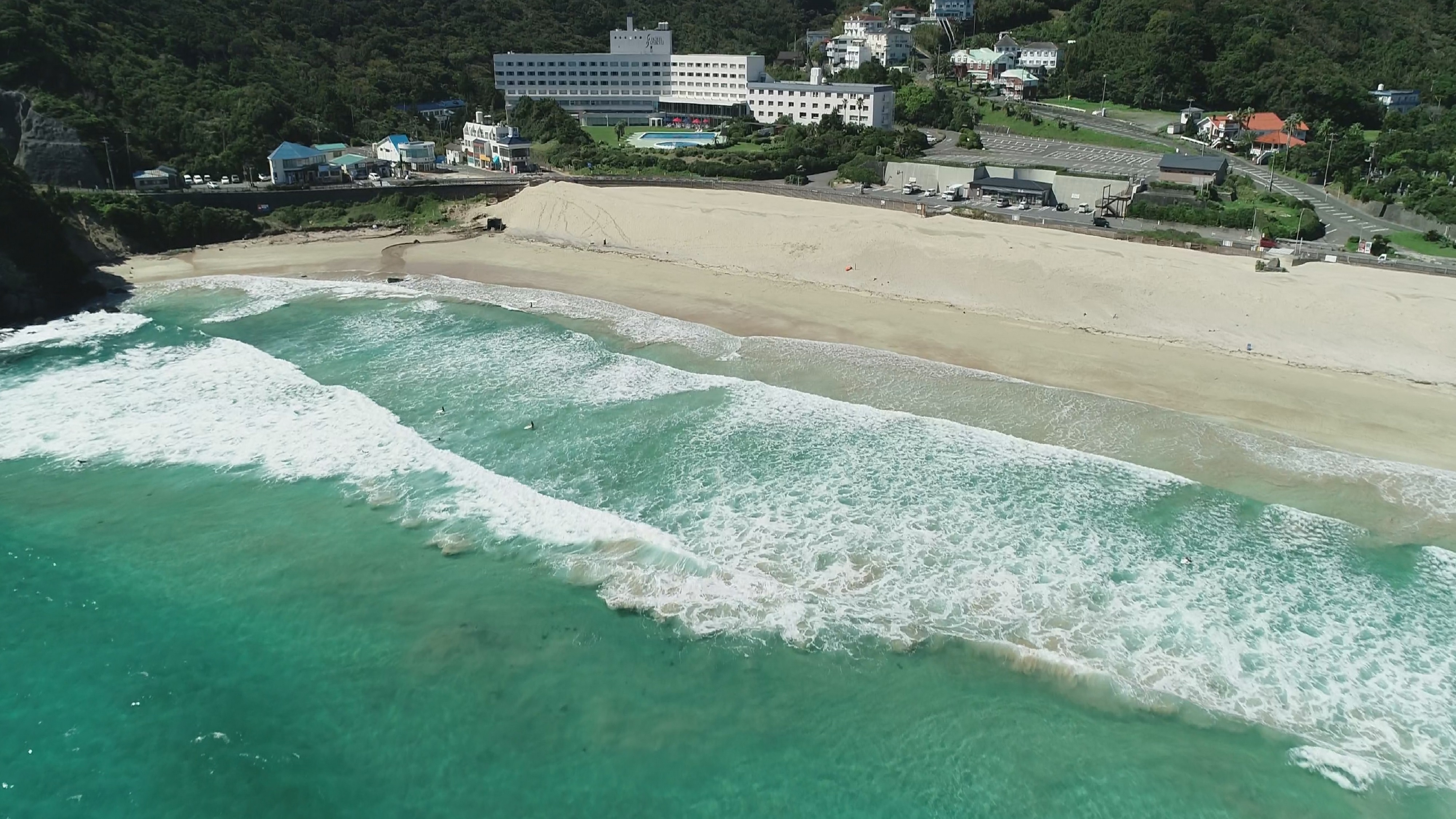 白浜上空からドローン撮影