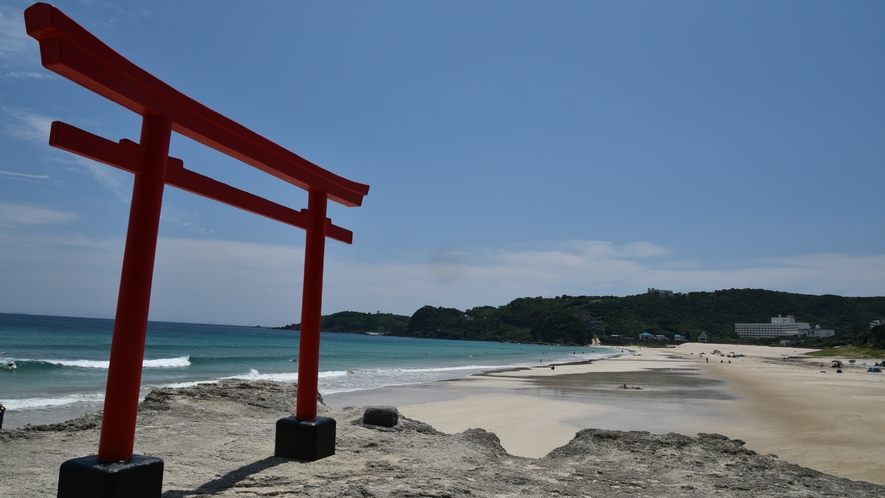 白浜神社　白浜海岸の鳥居