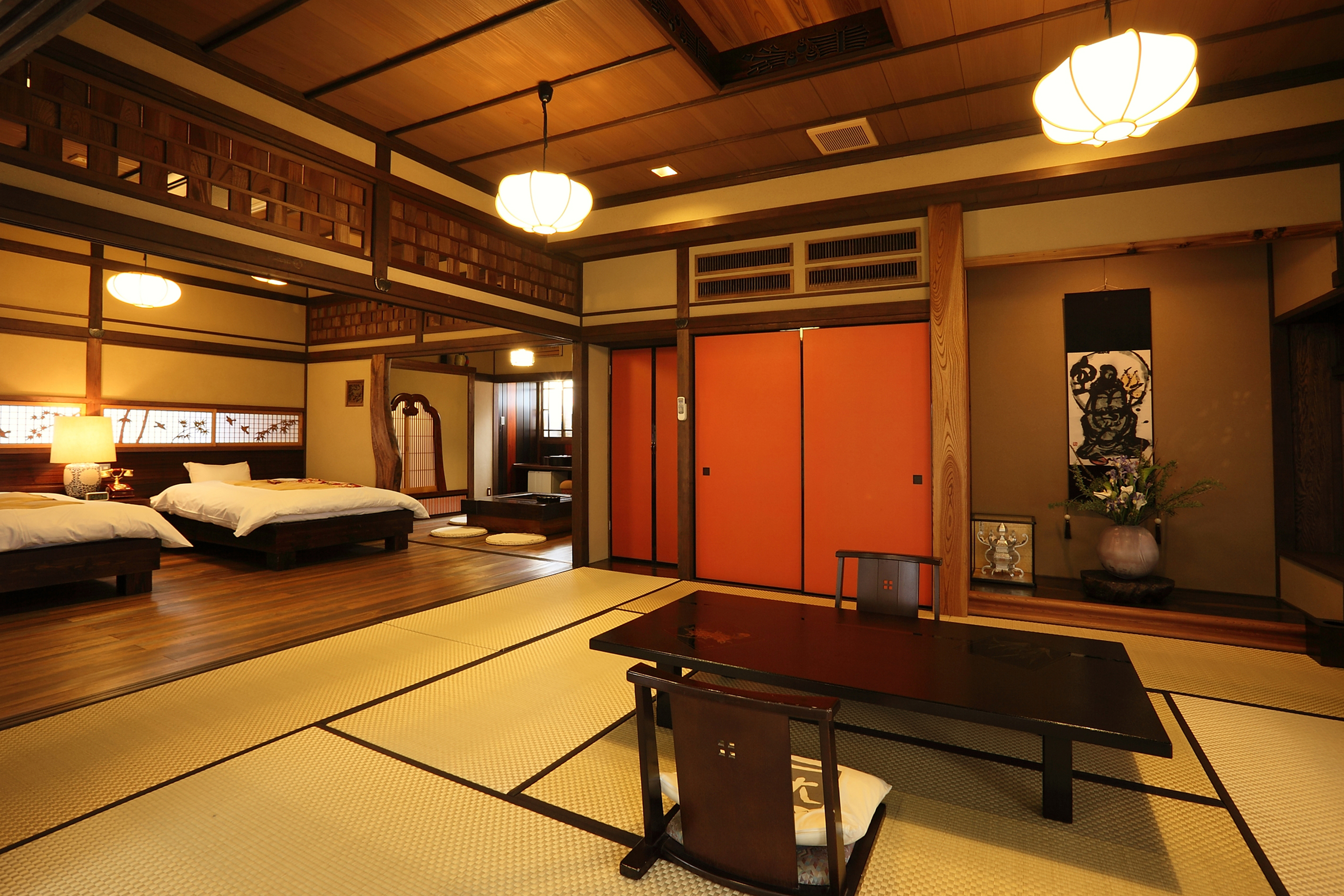 明治後期建築の茶室を移築したスイートルーム（3間続きの和洋室：内風呂及び露天風呂付き）