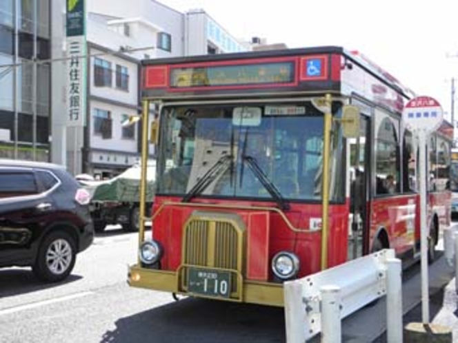 　金沢八景始発　鎌倉行（鶴岡八幡宮経由）。