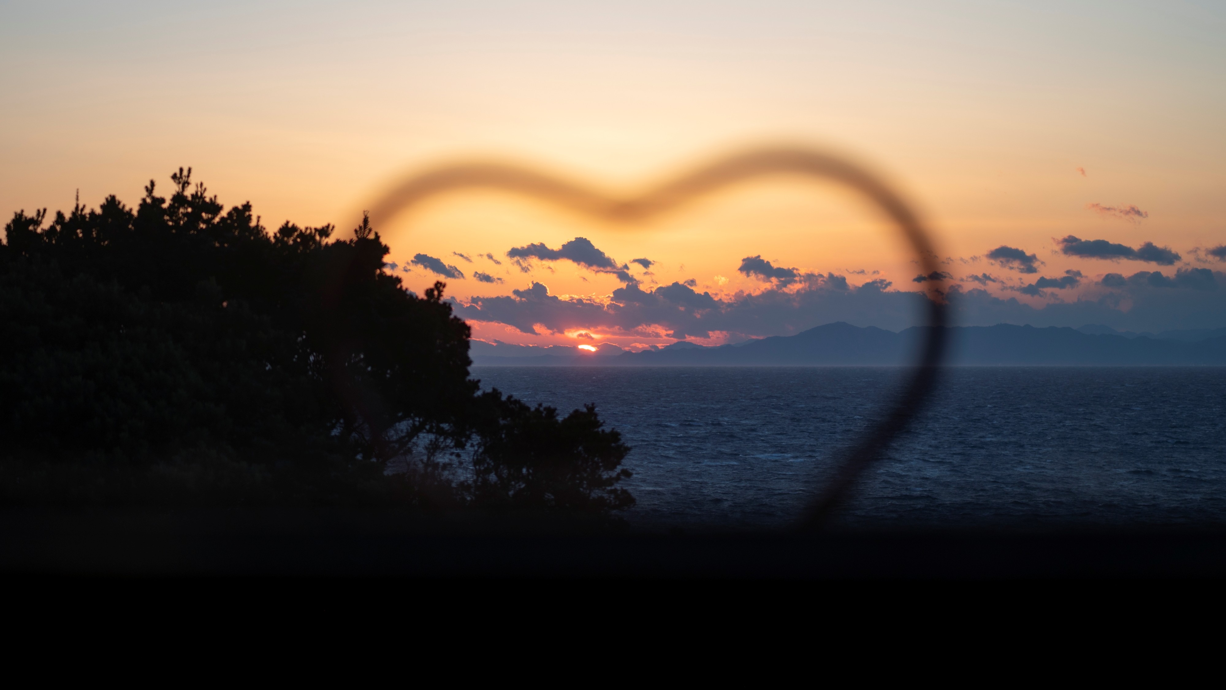 ラウンジからの夕暮れ景色