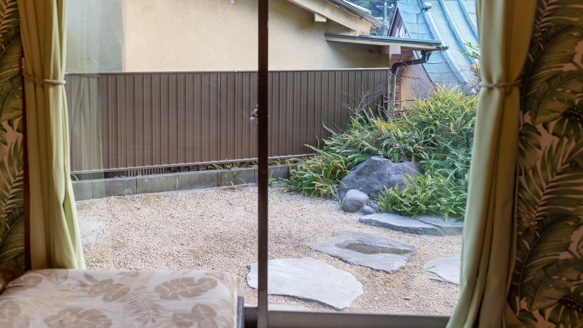 【素泊まり】波音をBGMにのんびりと…真鶴港の近くでマイペースに過ごしませんか？