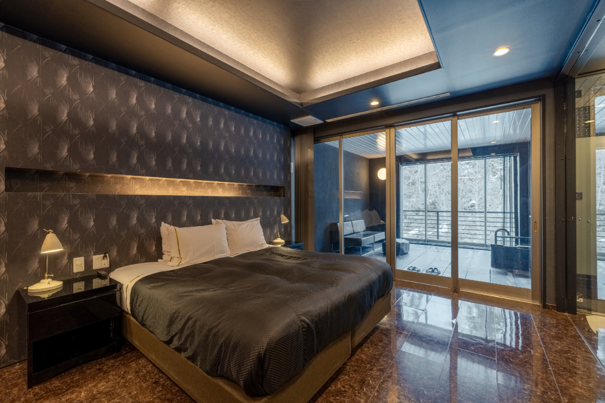 リバービューダブル