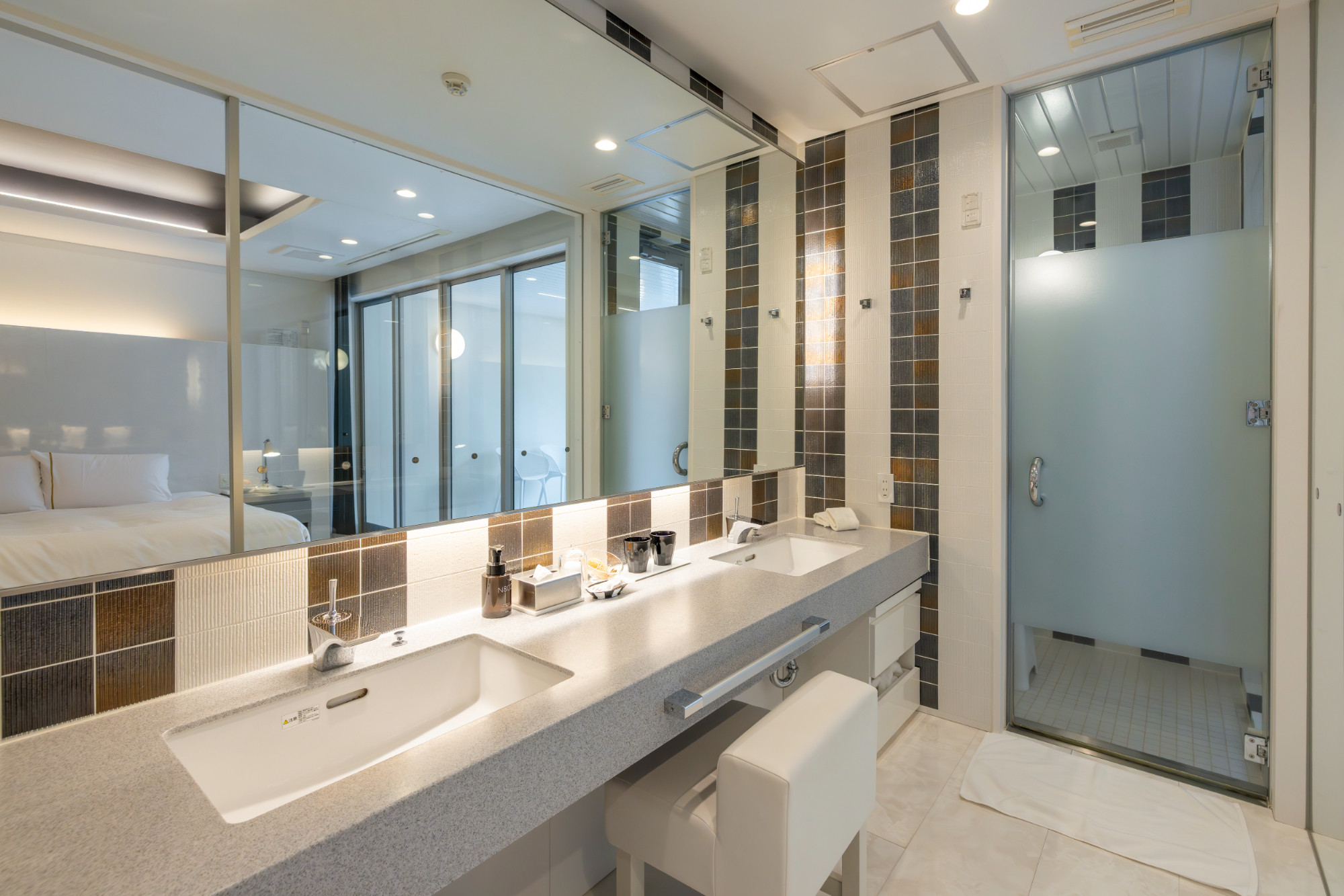 リバービューダブル