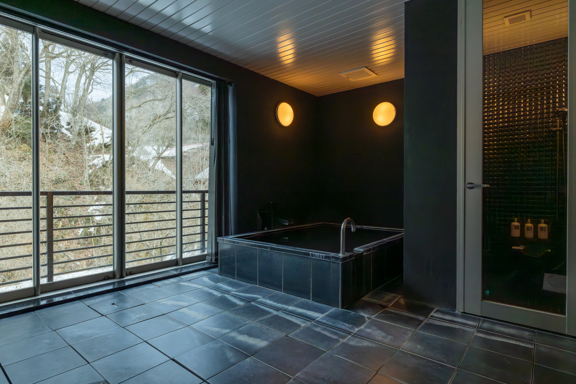 リバービューダブル